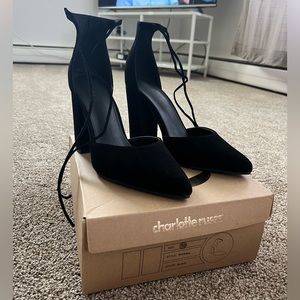 Ankle-tie block heel - 10